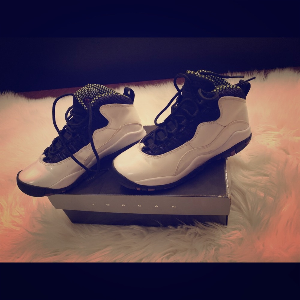 Girls Air Jordan’s